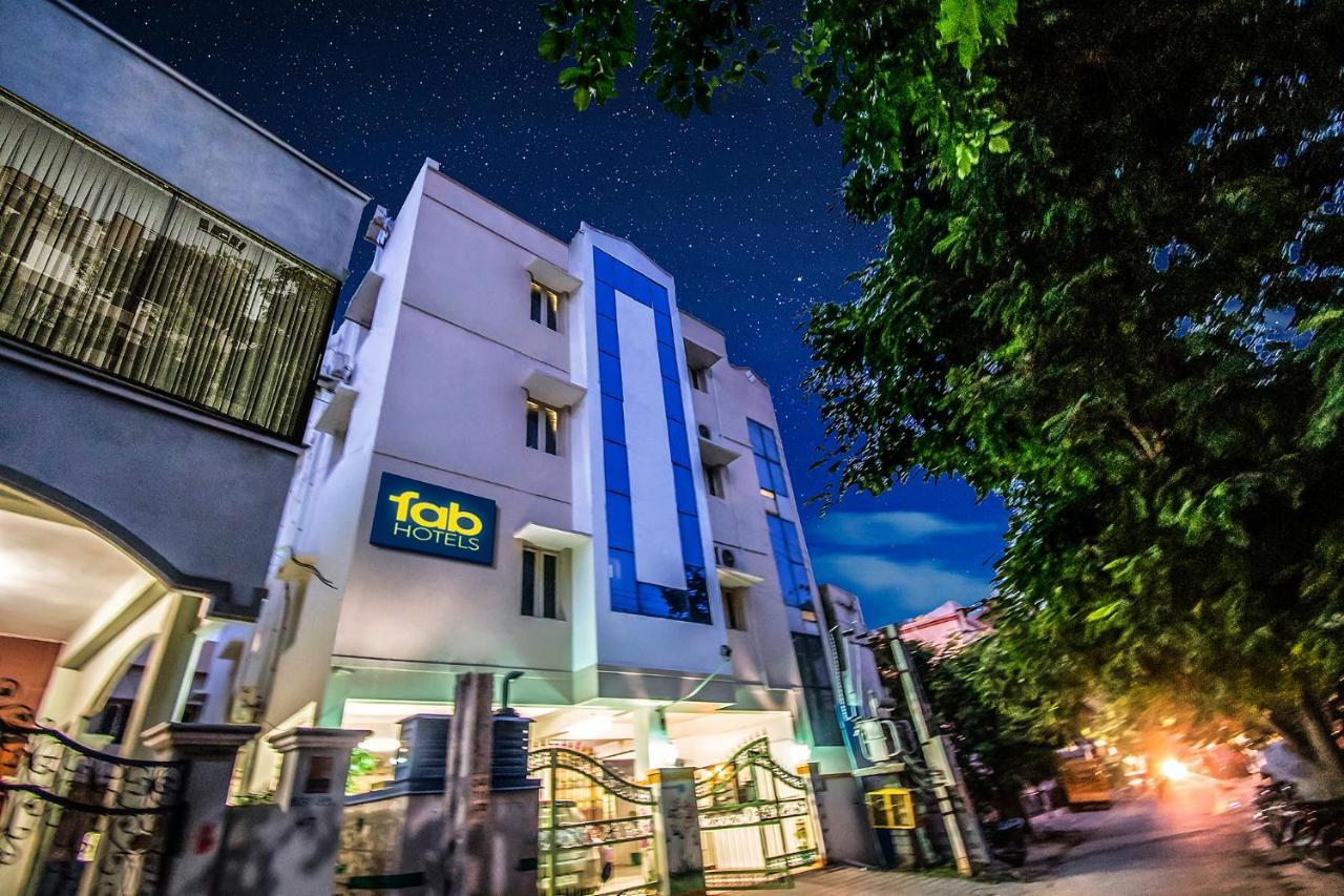 Fabhotel Aditya Yatri Nivas - Nr Tirupati Railway Station Eksteriør bilde
